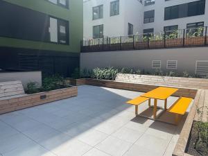 Pronájem obchodního prostoru, Praha - Stodůlky, Hábova, 165 m2