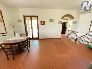 Prodej vily, Civitella in Val di Chiana, Itálie, 200 m2