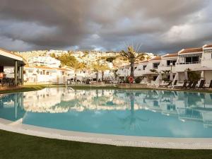 Prodej bytu 3+kk, Adeje, Španělsko, Avenida Austria, 78 m2