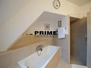Pronájem rodinného domu, Praha - Kunratice, Ke hrádku, 417 m2