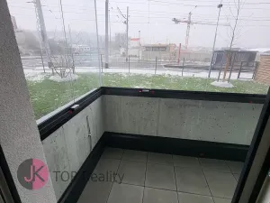 Pronájem bytu 1+kk, Praha - Hloubětín, Kolbenova, 28 m2