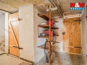 Prodej rodinného domu, Ostrava - Svinov, Leopolda Kříže, 350 m2