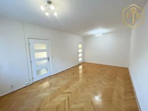 Prodej bytu 3+1, Adamov, Sadová, 72 m2