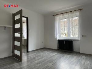 Prodej bytu 1+1, Kladno, U výtopny, 28 m2