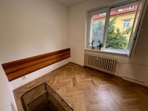 Pronájem bytu 3+1, Praha - Smíchov, U Blaženky, 76 m2