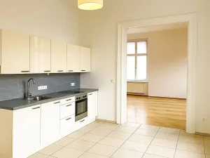 Pronájem bytu 3+1, Praha, 144 m2