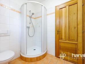 Prodej rodinného domu, Hněvotín, 240 m2