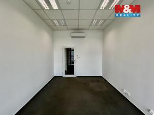 Pronájem kanceláře, Nupaky, Komerční, 100 m2