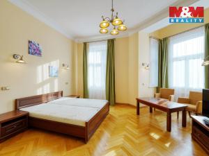 Prodej bytu 1+1, Karlovy Vary, Svahová, 50 m2