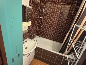 Prodej bytu 3+1, Olomouc - Lazce, Lazecká, 62 m2