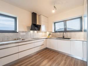 Prodej rodinného domu, Kornatice, 270 m2