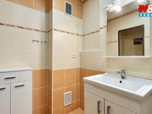 Pronájem bytu 2+1, Česká Lípa, Heroutova, 59 m2