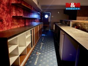 Pronájem komerční nemovitosti, Kladno - Kročehlavy, U tržnice, 143 m2