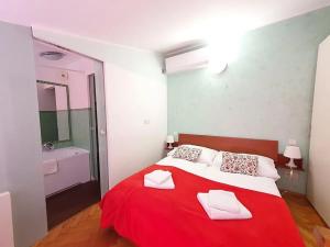 Pronájem bytu 2+kk, Praha - Nové Město, Ostrovní, 34 m2