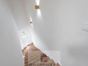 Prodej bytu 4+kk, Horoušany, Rubínová, 92 m2