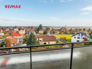 Prodej bytu 3+1, Praha - Horní Počernice, Komárovská, 67 m2