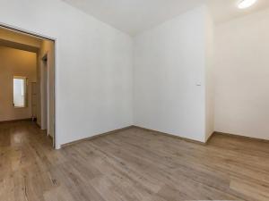 Pronájem bytu 2+kk, Praha - Košíře, Pod Kavalírkou, 43 m2