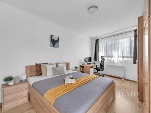 Prodej bytu 2+kk, Praha - Dolní Počernice, U konečné, 61 m2