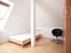 Pronájem rodinného domu, Praha - Suchdol, Havraní, 253 m2