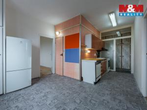 Prodej bytu 3+1, Nová Role, Chodovská, 58 m2