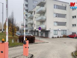 Prodej garážového stání, Olomouc, tř. Míru, 13 m2