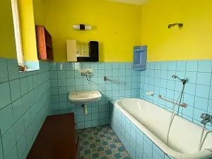 Prodej rodinného domu, Jesenec, 140 m2