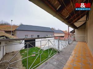 Prodej rodinného domu, Lešany, 160 m2