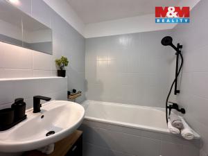 Pronájem bytu 2+1, Praha - Žižkov, Habrová, 46 m2