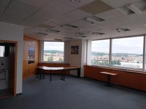 Pronájem kanceláře, Brno, Heršpická, 395 m2
