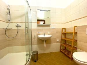 Pronájem bytu 3+1, Praha - Malá Strana, Malostranské náměstí, 113 m2