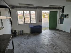 Pronájem garáže, Hradec Králové, Pražská třída, 35 m2