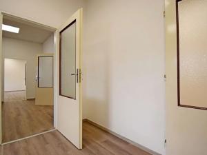 Pronájem kanceláře, Praha - Řepy, Třanovského, 143 m2