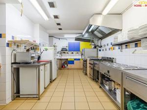 Prodej restaurace, Karlovy Vary, Merklínská, 700 m2