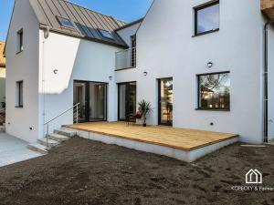 Prodej bytu 5+kk, Praha - Běchovice, Pplk. Nováčka, 139 m2