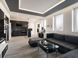 Pronájem bytu 2+kk, Hradec Králové - Třebeš, Ve Stromovce, 59 m2