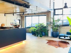 Pronájem bytu 2+kk, Praha - Smíchov, Grafická, 70 m2