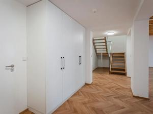 Pronájem bytu 4+kk, Praha - Nové Město, Růžová, 149 m2