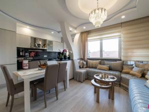 Prodej bytu 2+kk, Via Monte Nero, Pordenone, Friuli-venezia-giulia, Itálie, 85 m2