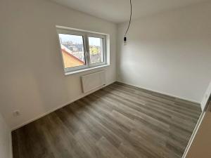 Pronájem bytu 2+kk, Hrádek nad Nisou, Jiřího z Poděbrad, 52 m2