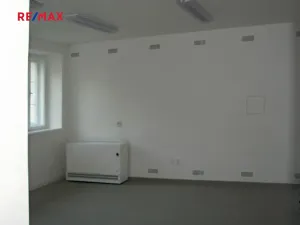 Pronájem obchodního prostoru, Polička, Tylova, 90 m2