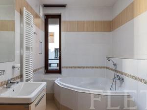 Pronájem bytu 2+kk, Praha - Košíře, Musílkova, 60 m2