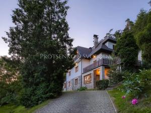 Prodej vícegeneračního domu, Mnichovice, Nad rybníkem, 312 m2