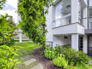 Prodej kanceláře, Křižanov, Benešovo náměstí, 530 m2