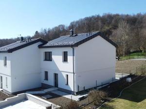 Prodej rodinného domu, Jenišov, Slunná, 117 m2