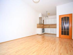 Prodej bytu 2+kk, Praha - Žižkov, Jeseniova, 51 m2