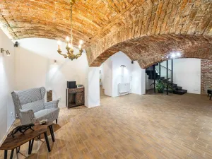 Prodej obchodního prostoru, Praha - Smíchov, Mozartova, 109 m2