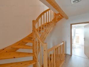 Prodej rodinného domu, Rudná, Jižní, 250 m2