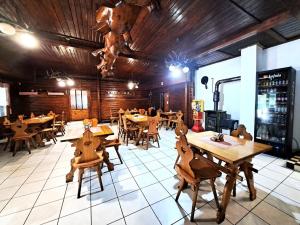 Prodej restaurace, Valašské Klobouky, Brumovská, 467 m2