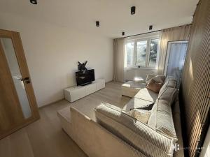 Pronájem bytu 2+kk, Měšice, Revoluční, 43 m2