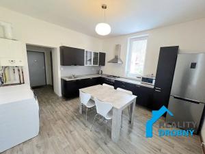 Pronájem bytu 4+1, Děčín, Bělská, 101 m2